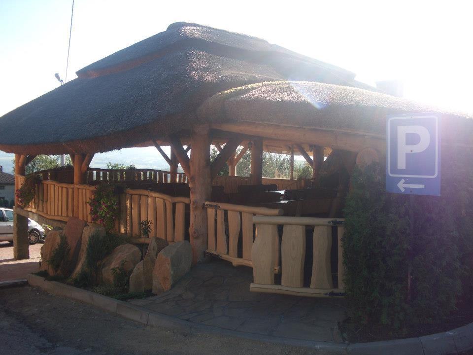 Zajazd ,,Pod Jeleniem" Okrajnik Exterior foto